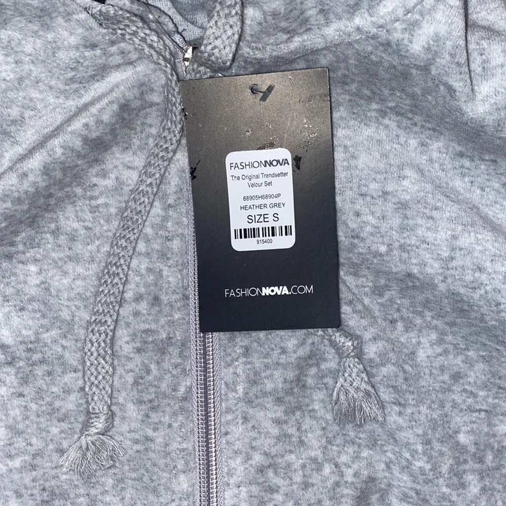 2 piece set brand new never worn - Picture 3 of 3